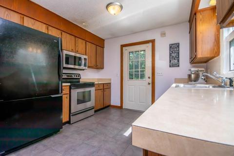 72 Swifts Beach Rd, Wareham, MA 02571 photo 12