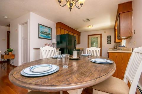 72 Swifts Beach Rd, Wareham, MA 02571 photo 10