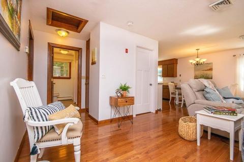 72 Swifts Beach Rd, Wareham, MA 02571 photo 4