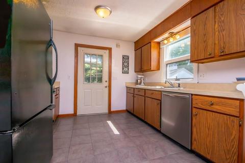 72 Swifts Beach Rd, Wareham, MA 02571 photo 11