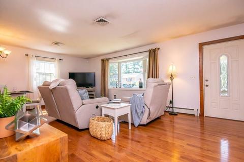 72 Swifts Beach Rd, Wareham, MA 02571 photo 5