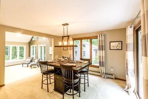 225 North St, Upton, MA 01568 photo 7