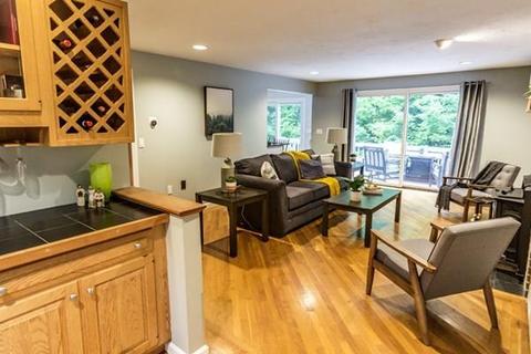 225 North St, Upton, MA 01568 photo 14