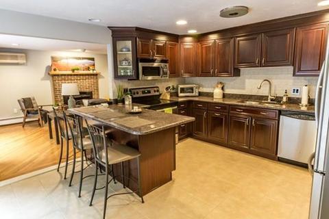 225 North St, Upton, MA 01568 photo 12