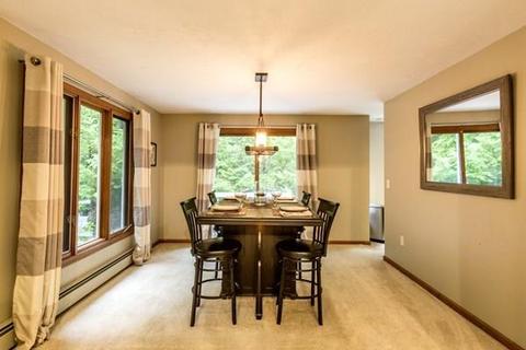225 North St, Upton, MA 01568 photo 8