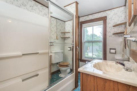122 High St, Upton, MA 01568 photo 15