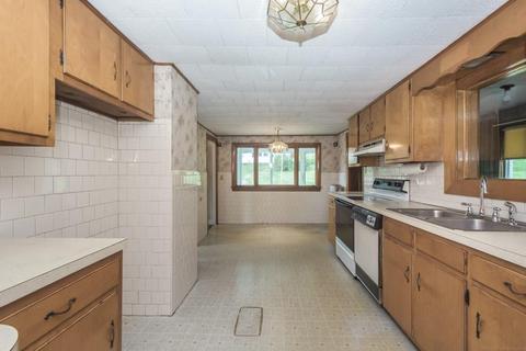 122 High St, Upton, MA 01568 photo 13
