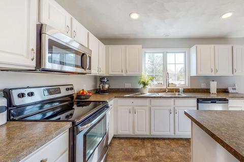 8 Devlin, Lynn, MA 01905 photo 14
