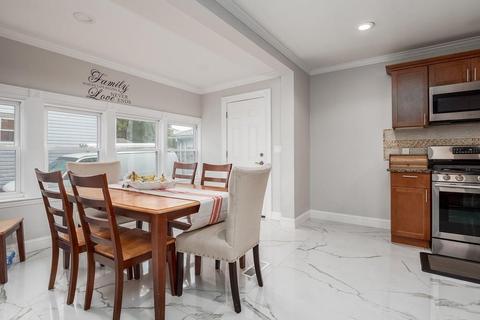 42 Liberty St, Everett, MA 02149 photo 5