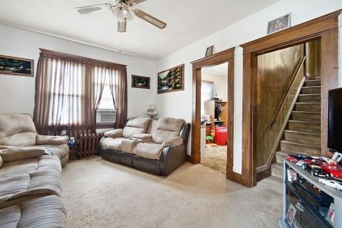 78 Phoenix Ter, Springfield, MA 01104 photo 4