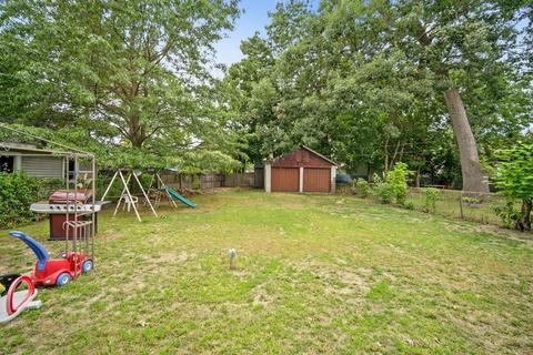 78 Phoenix Ter, Springfield, MA 01104 photo 14