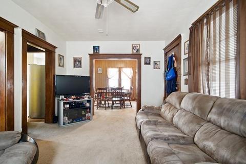 78 Phoenix Ter, Springfield, MA 01104 photo 5