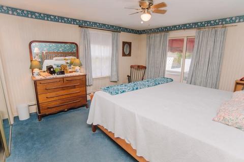 93 Druid Hill Rd, Springfield, MA 01129 photo 24
