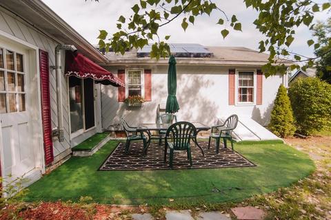 93 Druid Hill Rd, Springfield, MA 01129 photo 8