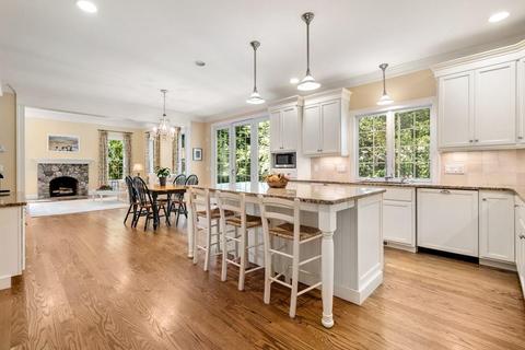 40 Boulder Brook Rd, Wellesley, MA 02481 photo 3