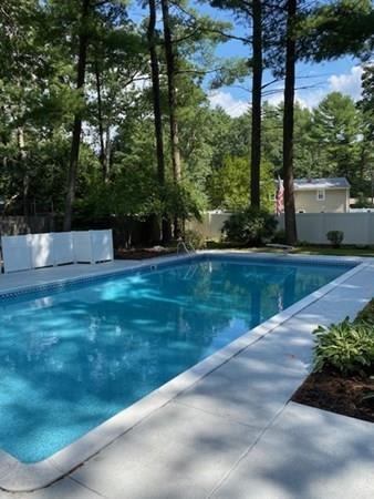 25 Alice Rd, Raynham, MA 02767 photo 5
