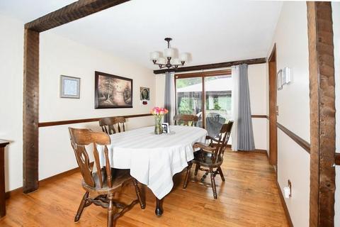 54 Sunbrier Rd, Springfield, MA 01129 photo 4