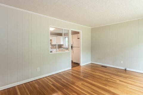 3 Juniper Ln, Georgetown, MA 01833 photo 9