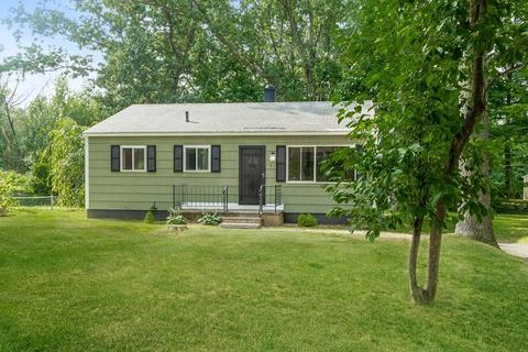3 Juniper Ln, Georgetown, MA 01833 photo 1