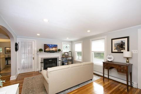33 Beal St, Hingham, MA 02043 photo 11