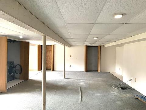 81 Emerson St, Springfield, MA 01118 photo 15