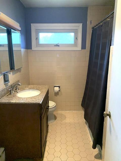 81 Emerson St, Springfield, MA 01118 photo 13