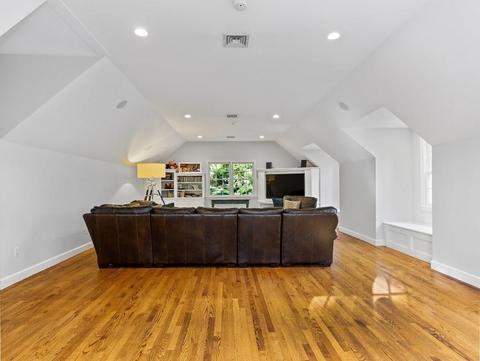 108 Dover Rd, Wellesley, MA 02482 photo 19