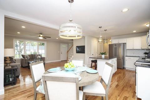 64 Ambrose St, Springfield, MA 01109 photo 1