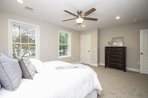 64 Ambrose St, Springfield, MA 01109 photo 15