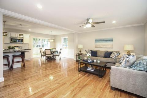 64 Ambrose St, Springfield, MA 01109 photo 7