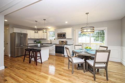 64 Ambrose St, Springfield, MA 01109 photo 5