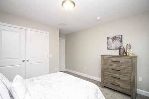 64 Ambrose St, Springfield, MA 01109 photo 25