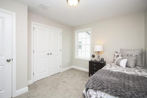 64 Ambrose St, Springfield, MA 01109 photo 20