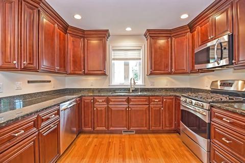 1 Pinecrest Rd, Framingham, MA 01701 photo 3