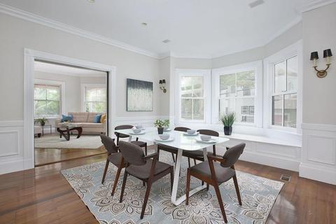 16 Harrison St, Brookline, MA 02446 photo 5
