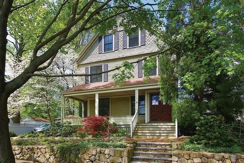 16 Harrison St, Brookline, MA 02446 photo 1
