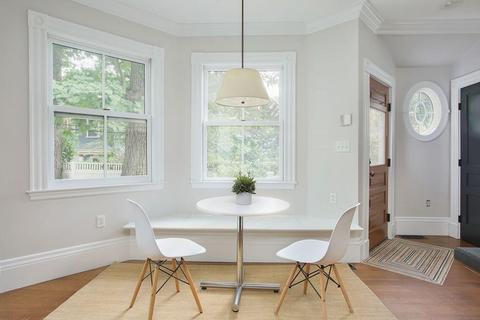 16 Harrison St, Brookline, MA 02446 photo 8