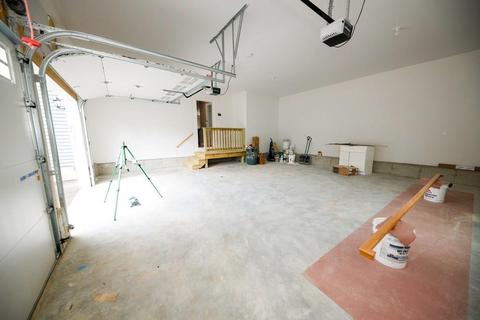 280 Welcome St, Fall River, MA 02721 photo 26