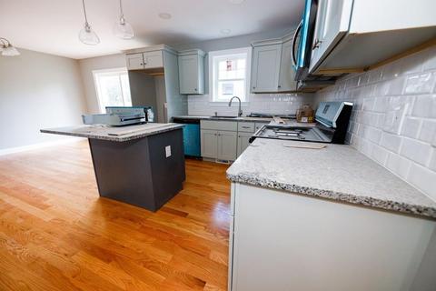 280 Welcome St, Fall River, MA 02721 photo 6