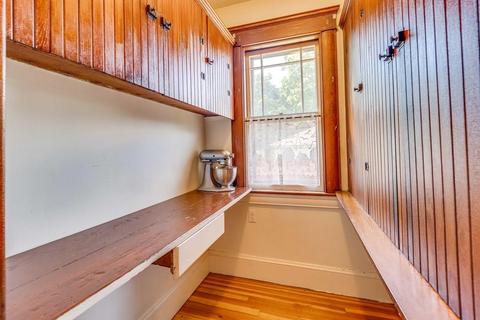 58 Holyoke St, Easthampton, MA 01027 photo 28
