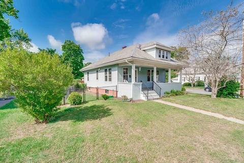 58 Holyoke St, Easthampton, MA 01027 photo 2