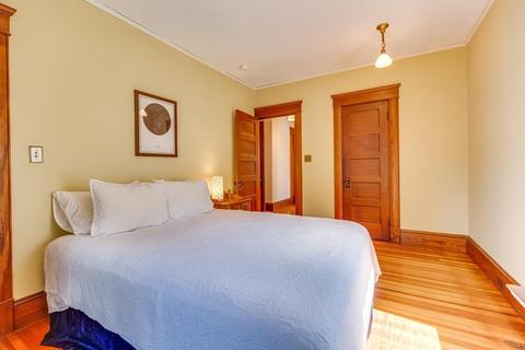 58 Holyoke St, Easthampton, MA 01027 photo 35