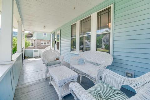 58 Holyoke St, Easthampton, MA 01027 photo 9