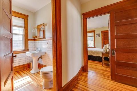 58 Holyoke St, Easthampton, MA 01027 photo 36