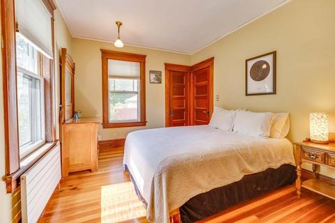58 Holyoke St, Easthampton, MA 01027 photo 33