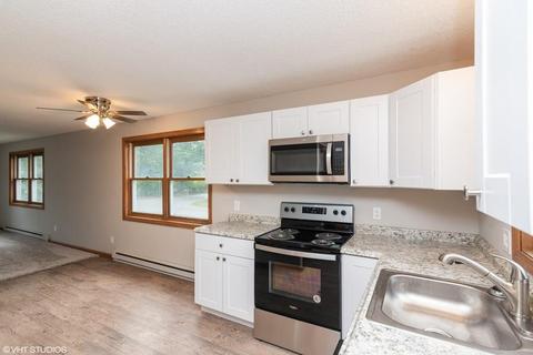 82 Fargo St, Springfield, MA 01119 photo 4