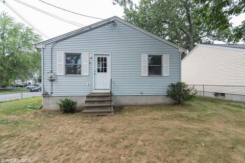 82 Fargo St, Springfield, MA 01119 photo 3