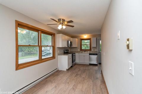 82 Fargo St, Springfield, MA 01119 photo 6
