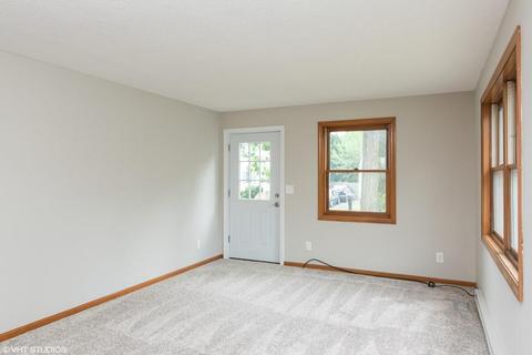 82 Fargo St, Springfield, MA 01119 photo 7