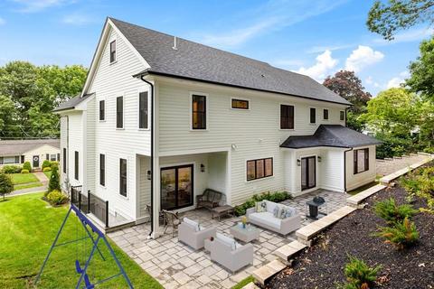 38 Donna Rd, Needham, MA 02494 photo 3